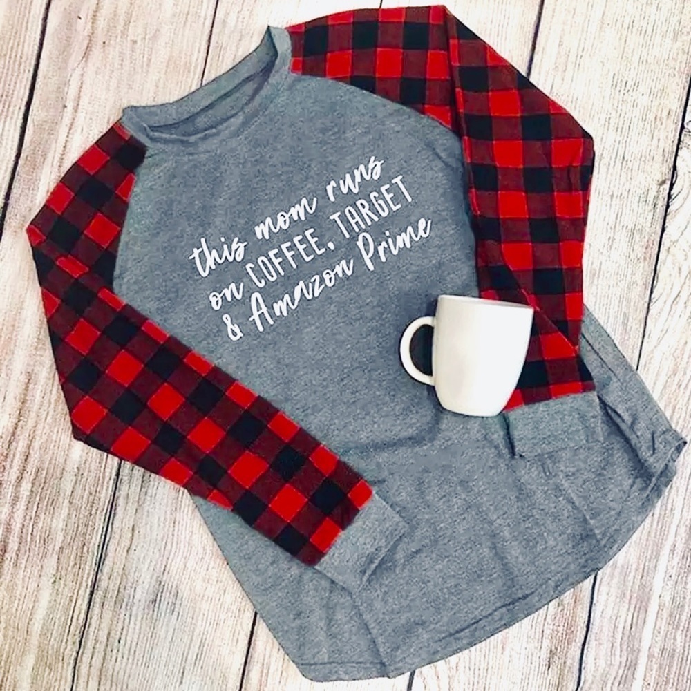 LAST ONE! Mom t-shirt 💖